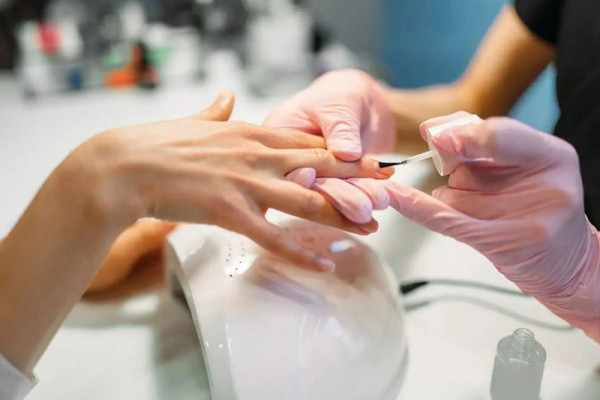 Рекламный текст для мастера маникюра