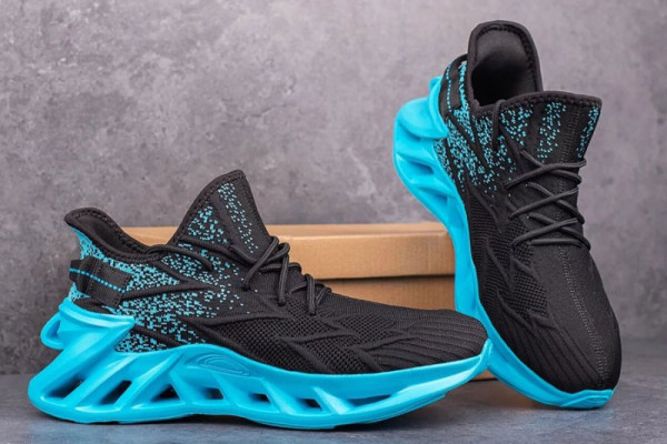 Реклама кроссовок: тексты и слоганы